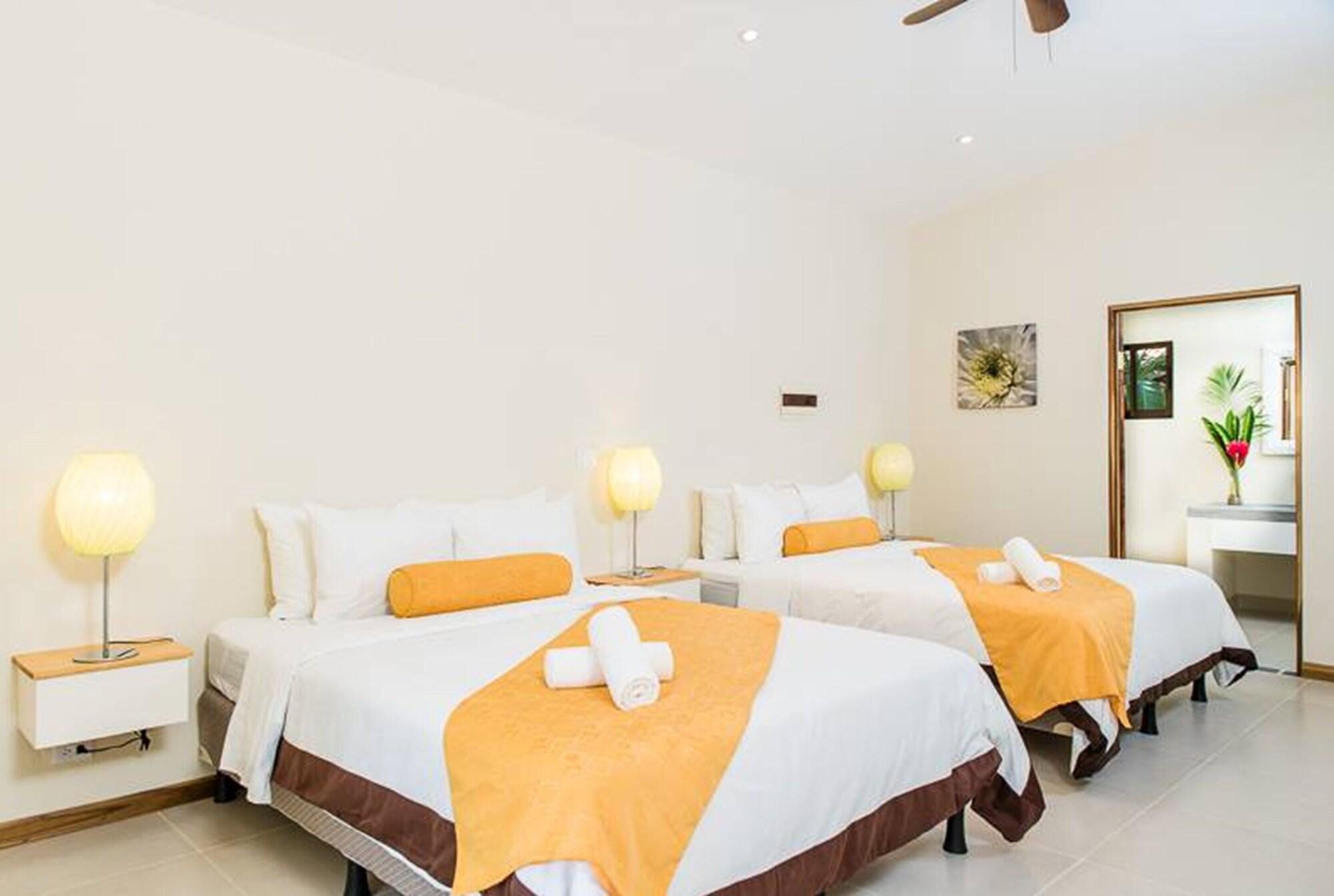 Hotel Pasatiempo Tamarindo Eksteriør billede