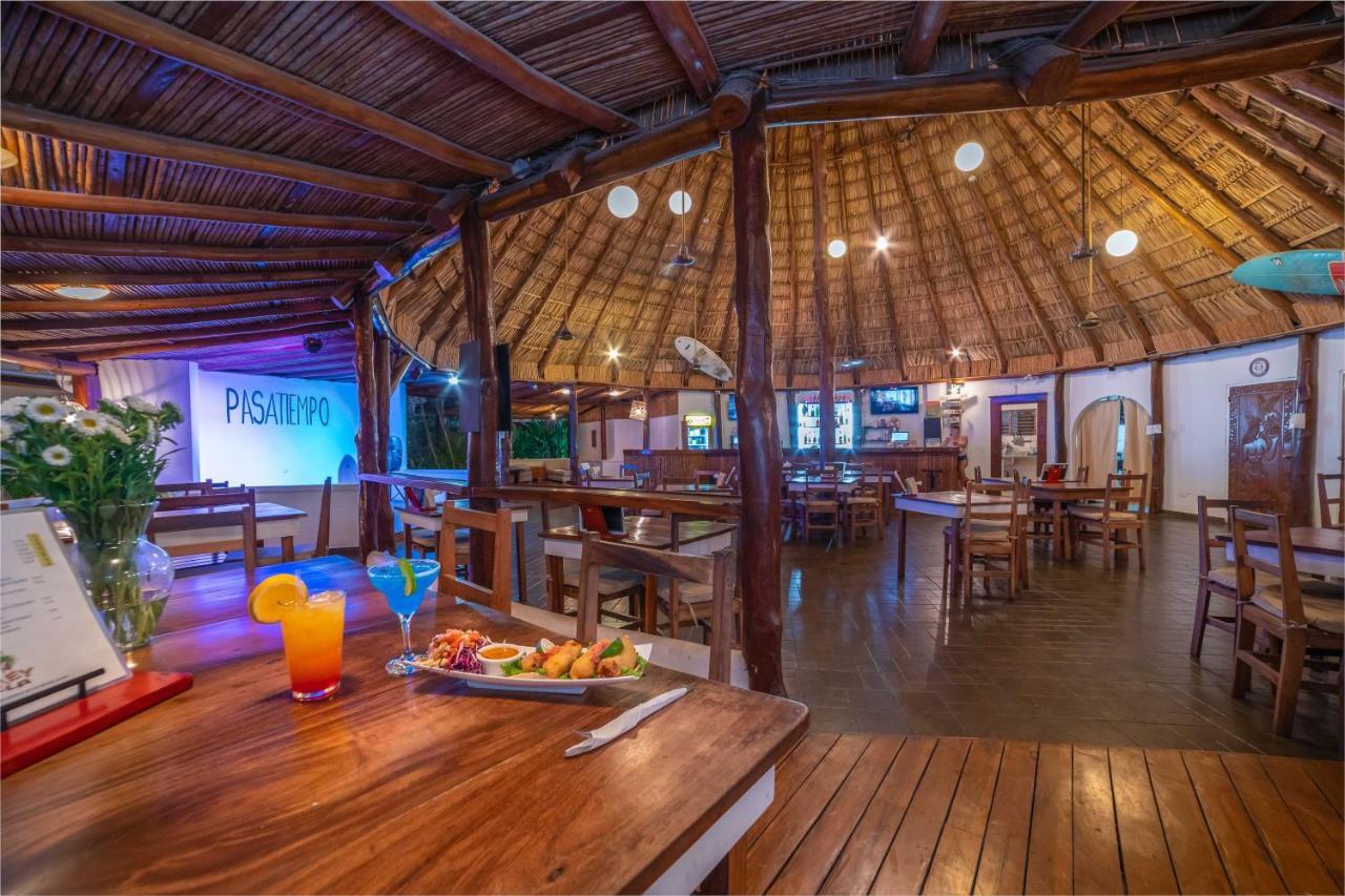 Hotel Pasatiempo Tamarindo Eksteriør billede