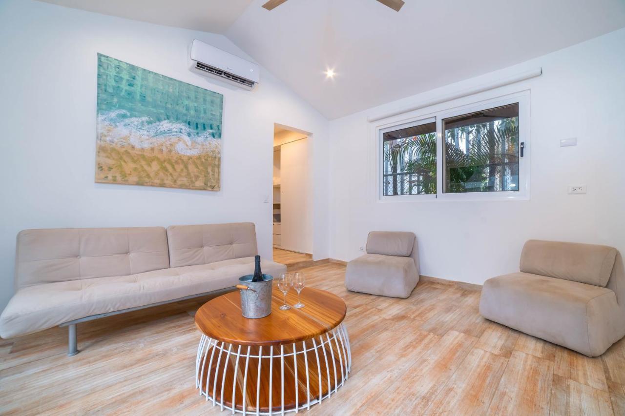 Hotel Pasatiempo Tamarindo Eksteriør billede