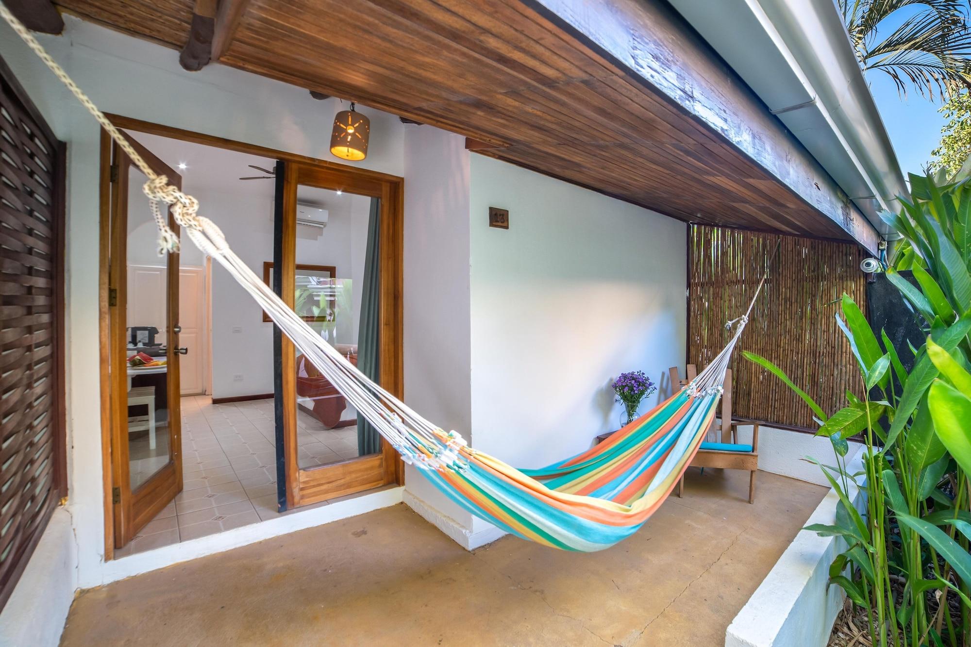 Hotel Pasatiempo Tamarindo Eksteriør billede