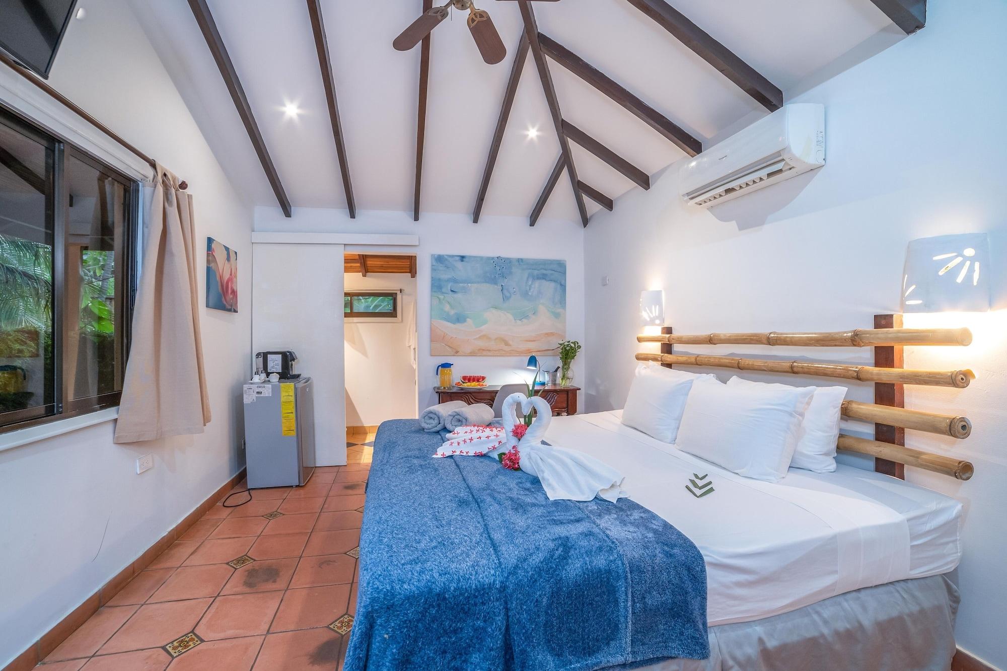 Hotel Pasatiempo Tamarindo Eksteriør billede