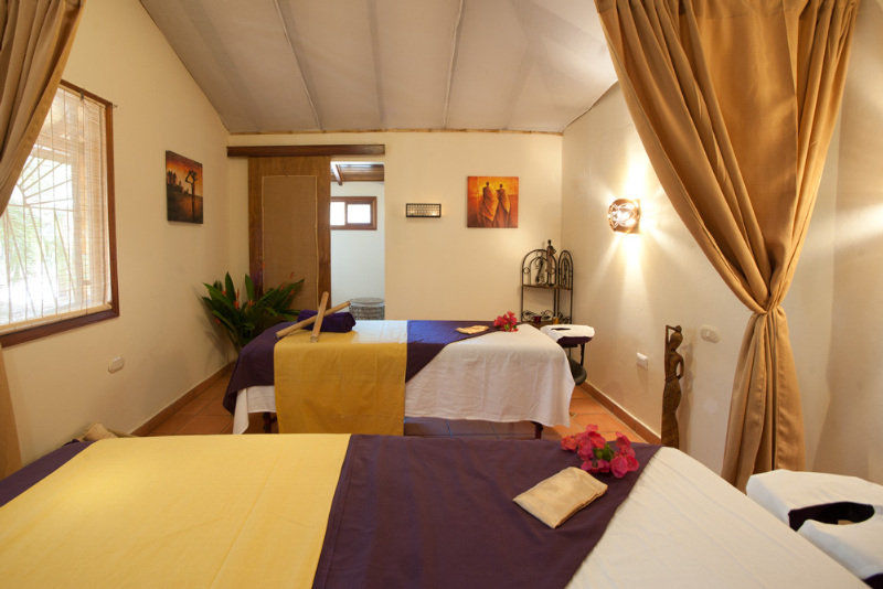 Hotel Pasatiempo Tamarindo Eksteriør billede